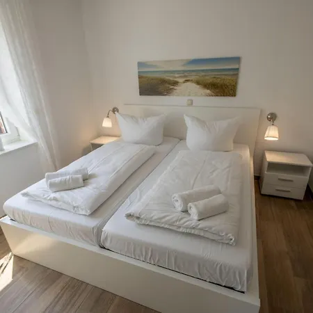 Апартаменты Cuxhavener-strasse-5-2 *