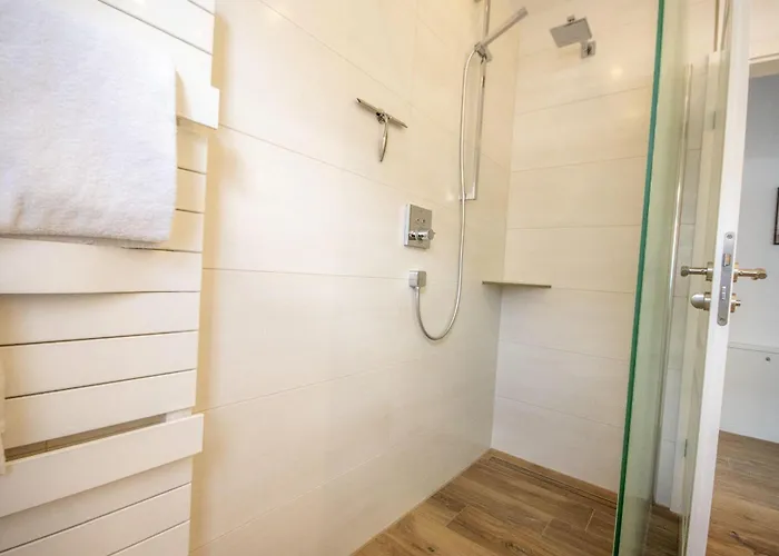 Cuxhavener Straße 5/2 Apartment